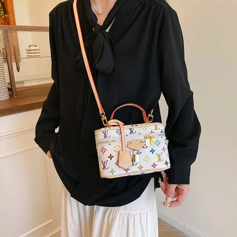 Vintage-Inspired Box hand bag – Elegant Monogram Tote Box-18 mysite