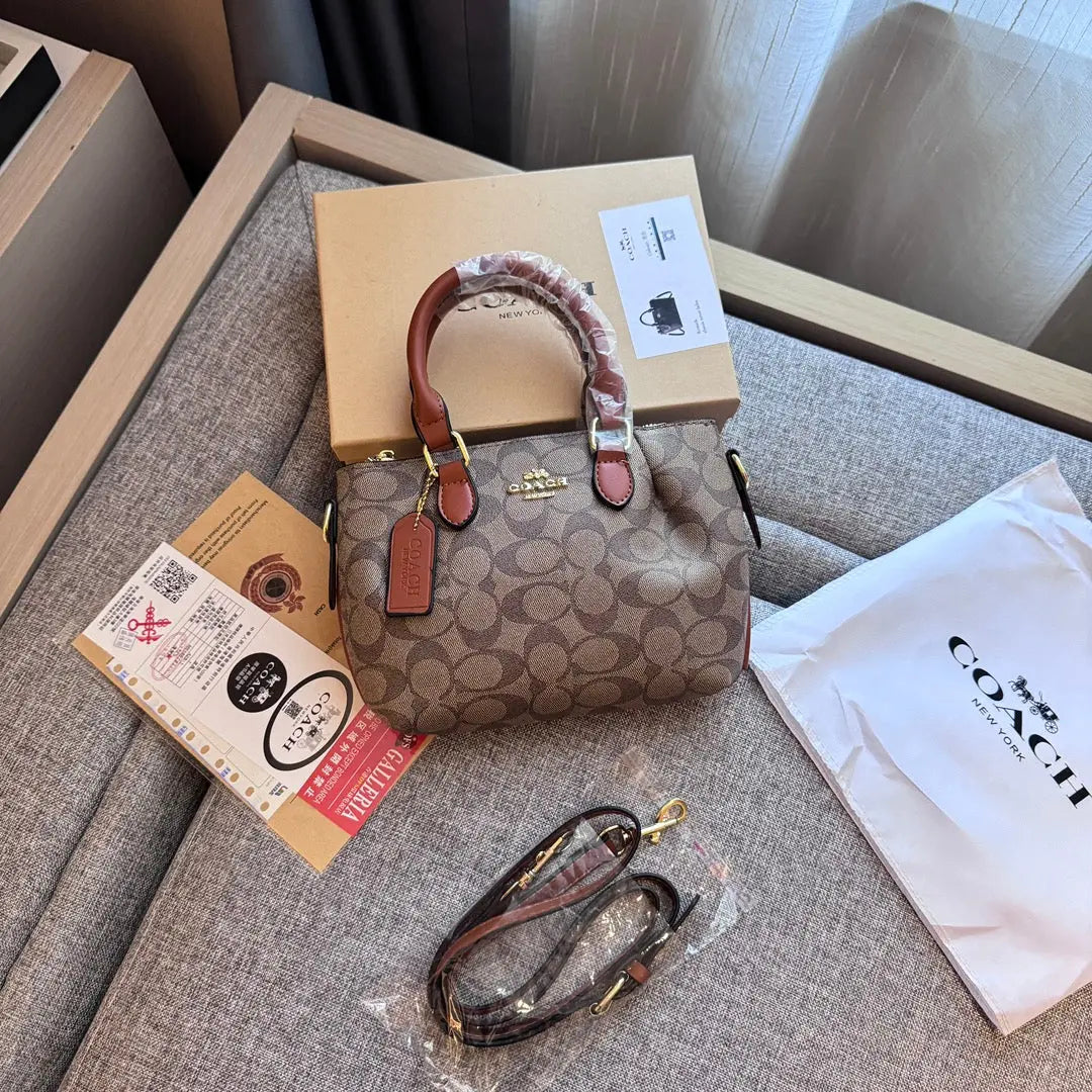 Crafted to Perfection: Leather Hand Bag with a Luxe Touch-18 mysite