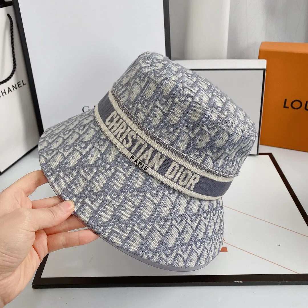 Vintage Oblique Logo Jacquard Bucket Hat for Men & Women-s2 mysite