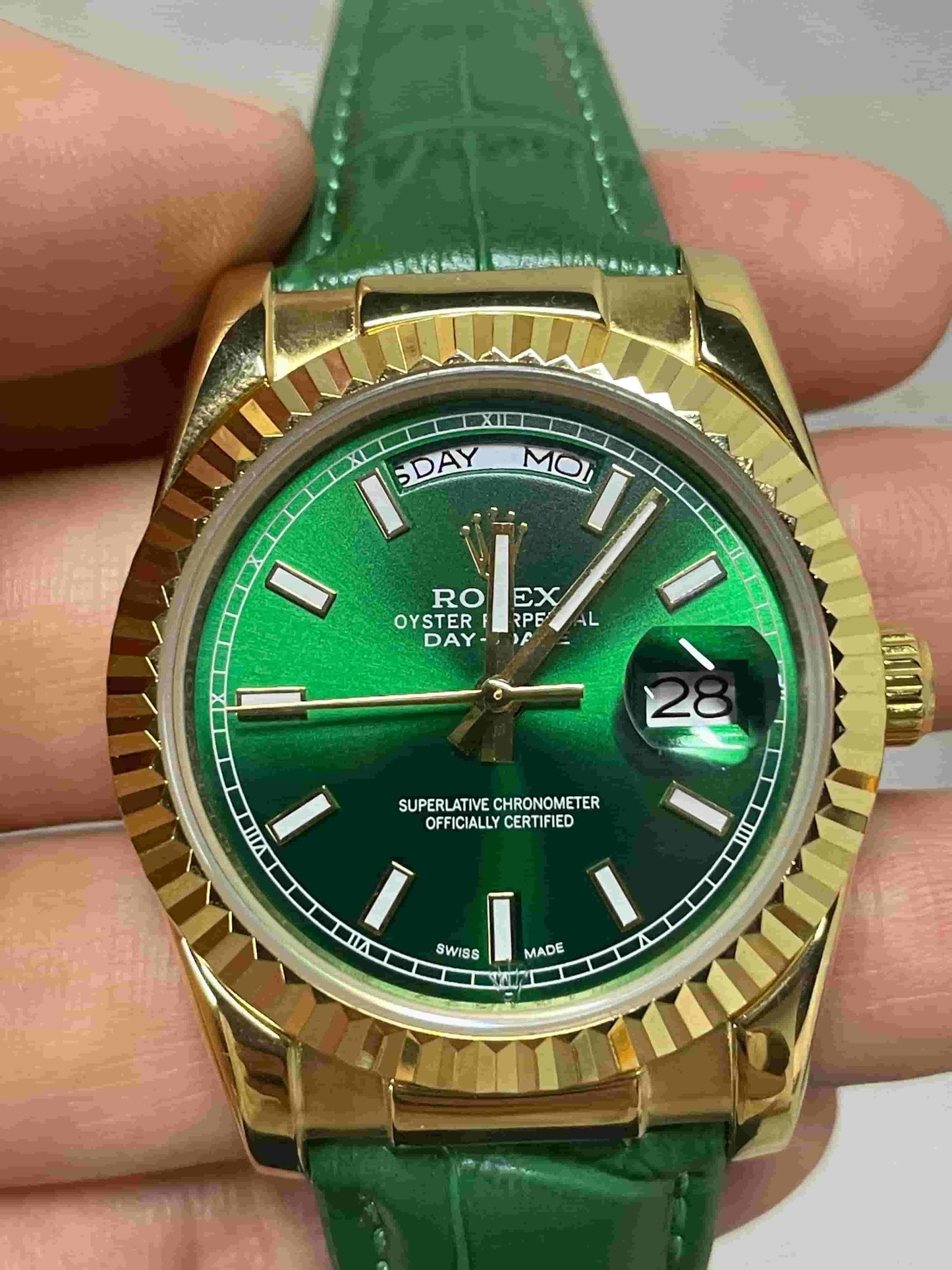 Automatic Watch for Men 40mm R115