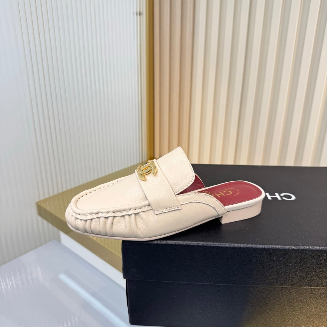 26S LOAFER MULES IN BEIGE CALFSKIN WITH CC LOGO mysite