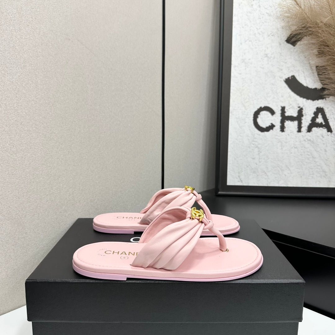 26S THONG SANDALS IN LIGHT PINK LAMBSKIN mysite
