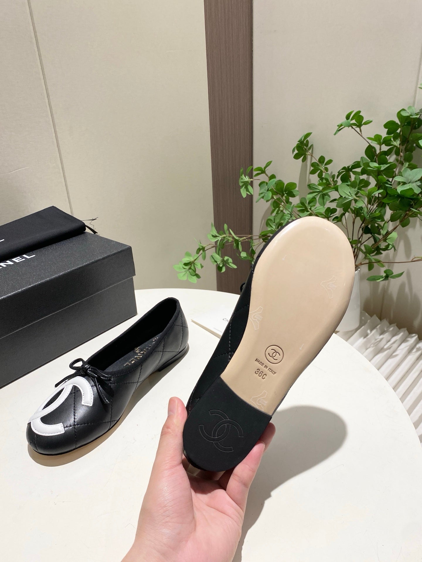 26S FLATS IN BLACK LAMBSKIN WITH BOW mysite