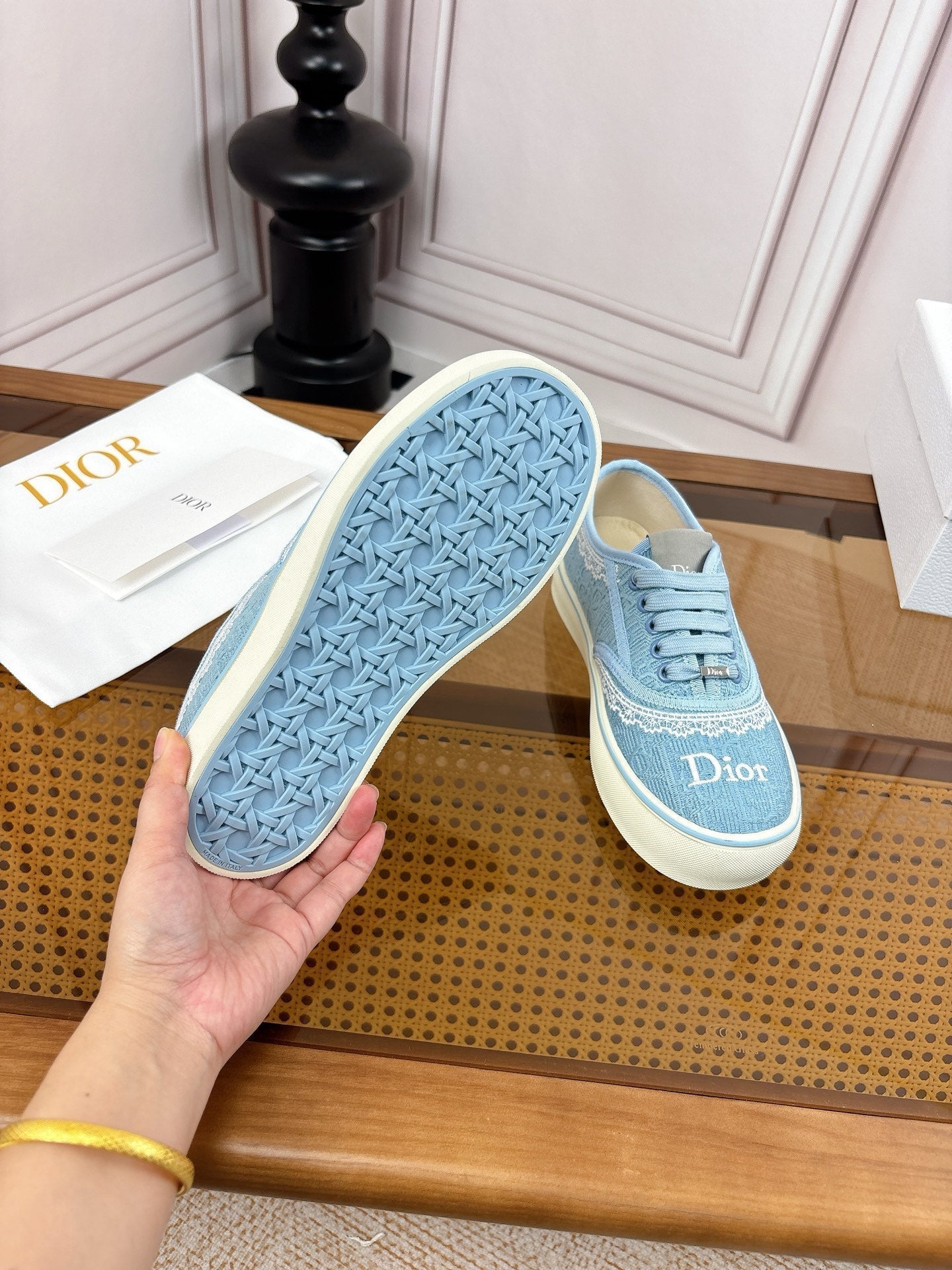 26S LOW TOP SNEAKERS IN LIGHT BLUE CANVAS WITH WHITE LACE TRIM & LOGO PRINT mysite