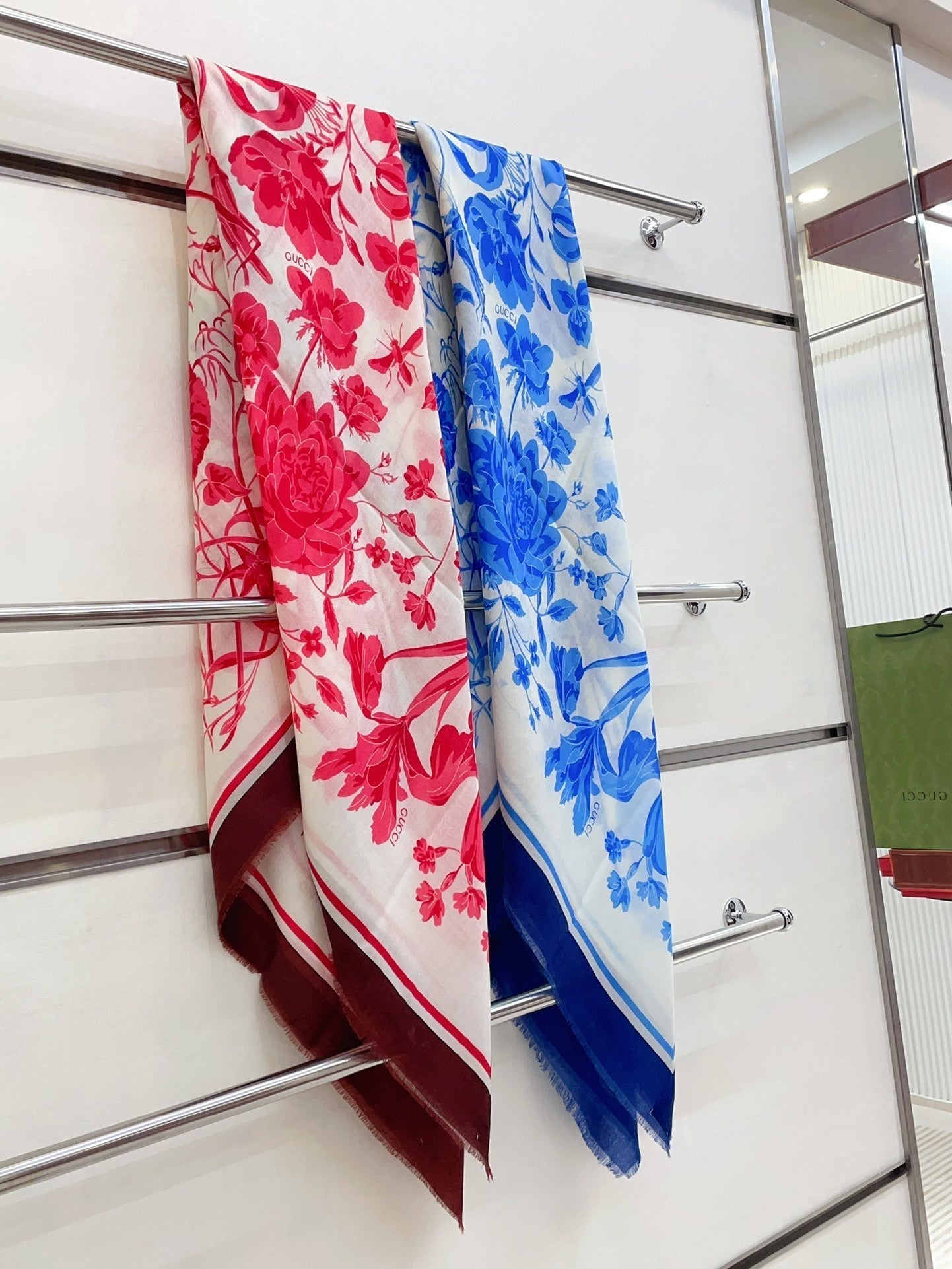 SQUARE SCARF 140 CM IN MAYA BLUE CASHMERE 398257 mysite