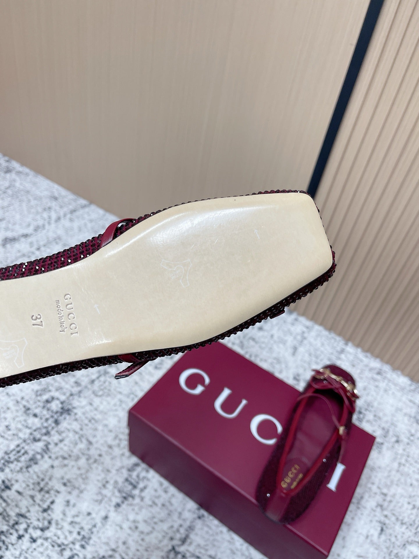 GUCCI 26S BALLET FLATS IN RED WITH CRYSTALS mysite
