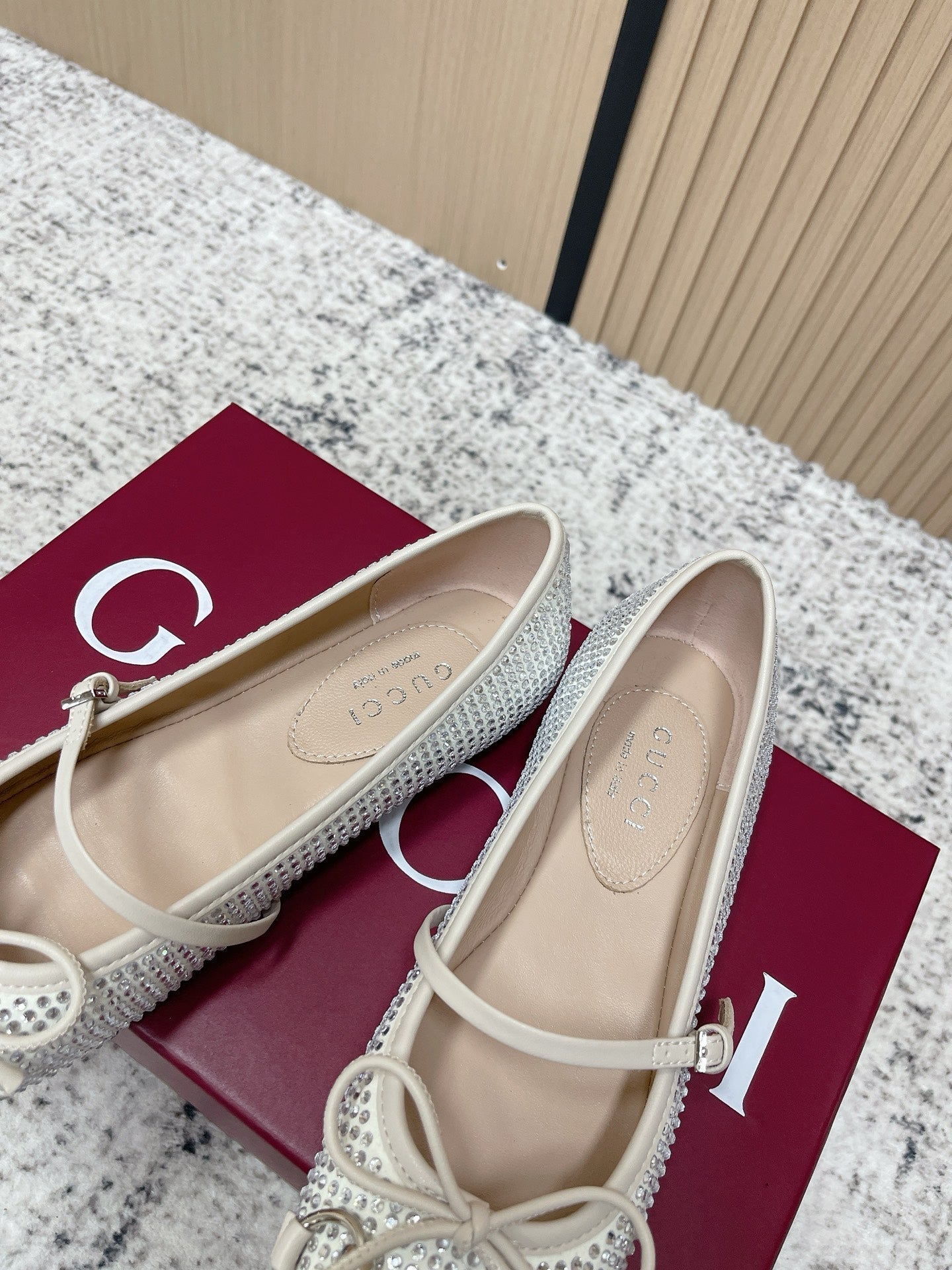 GUCCI 26S BALLET FLATS IN OFF WHITE WITH CRYSTALS mysite