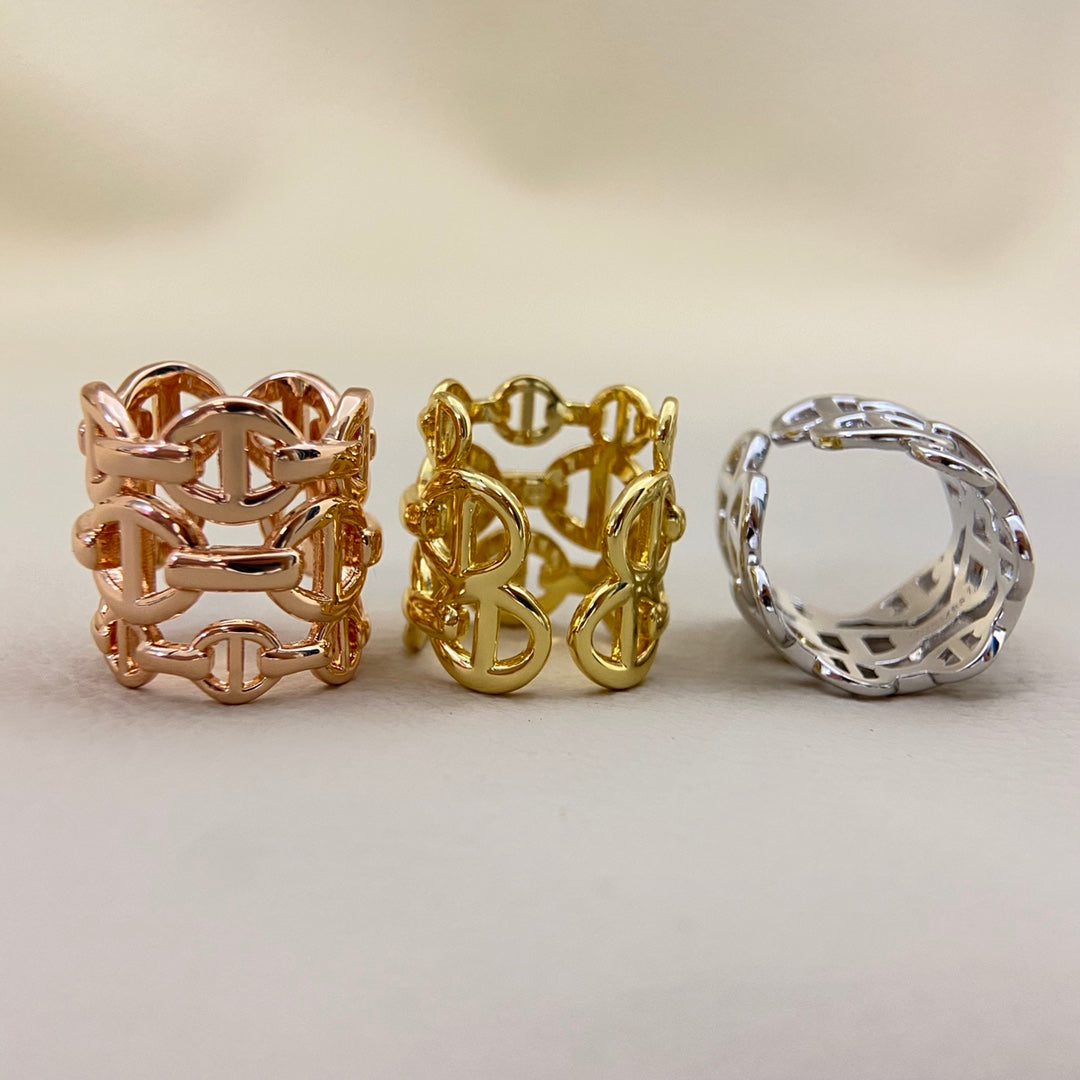 Pig Nose Openwork Bracelet & Rings mysite