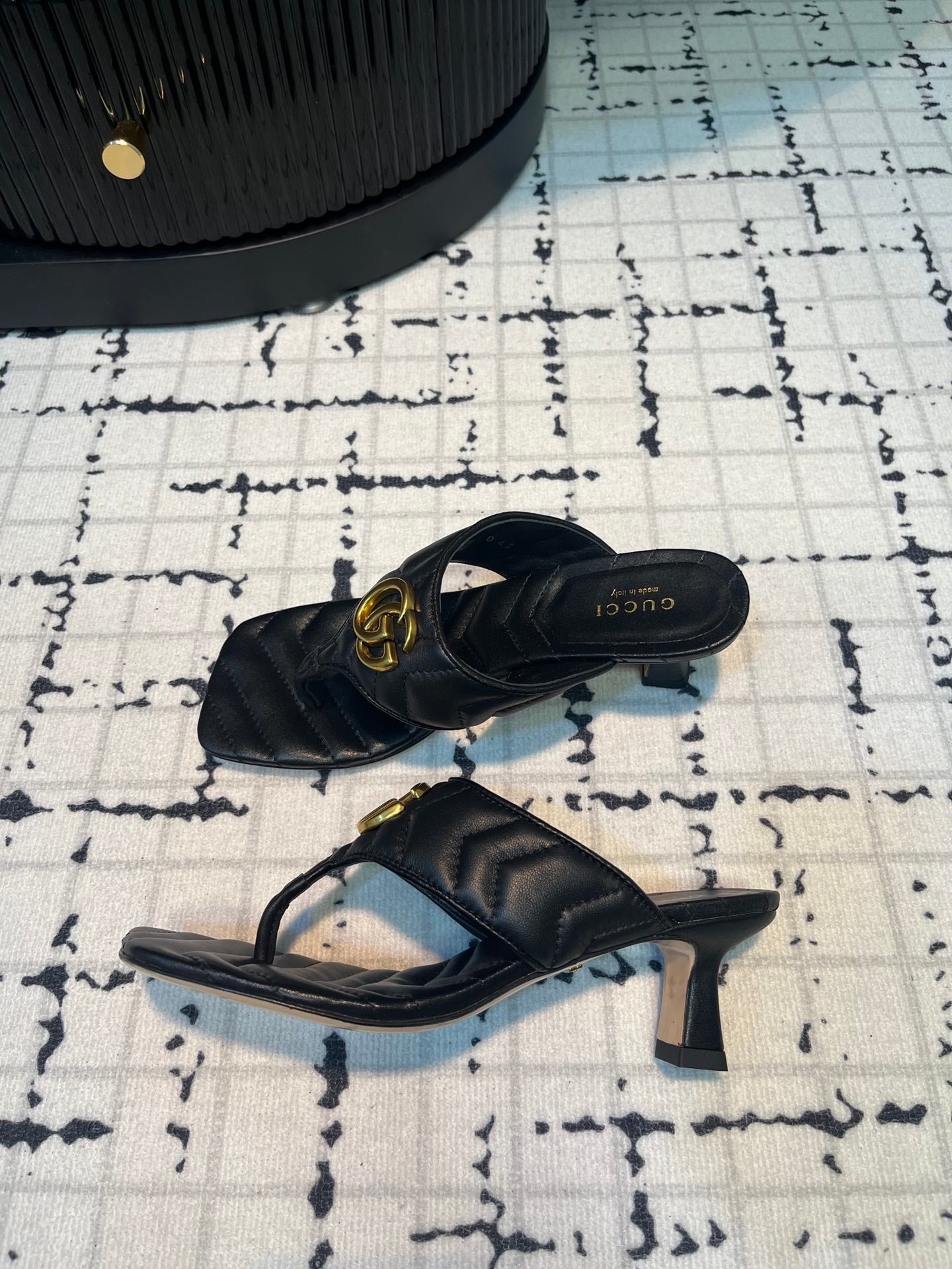 GG THONG SANDALS 55 BLACK CALKSKIN mysite