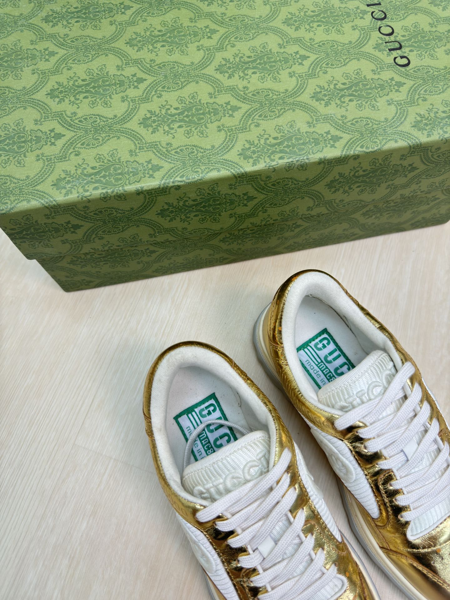 GG INTERLOCKING G SNEAKER GOLD CALFSKIN AND FABRIC mysite