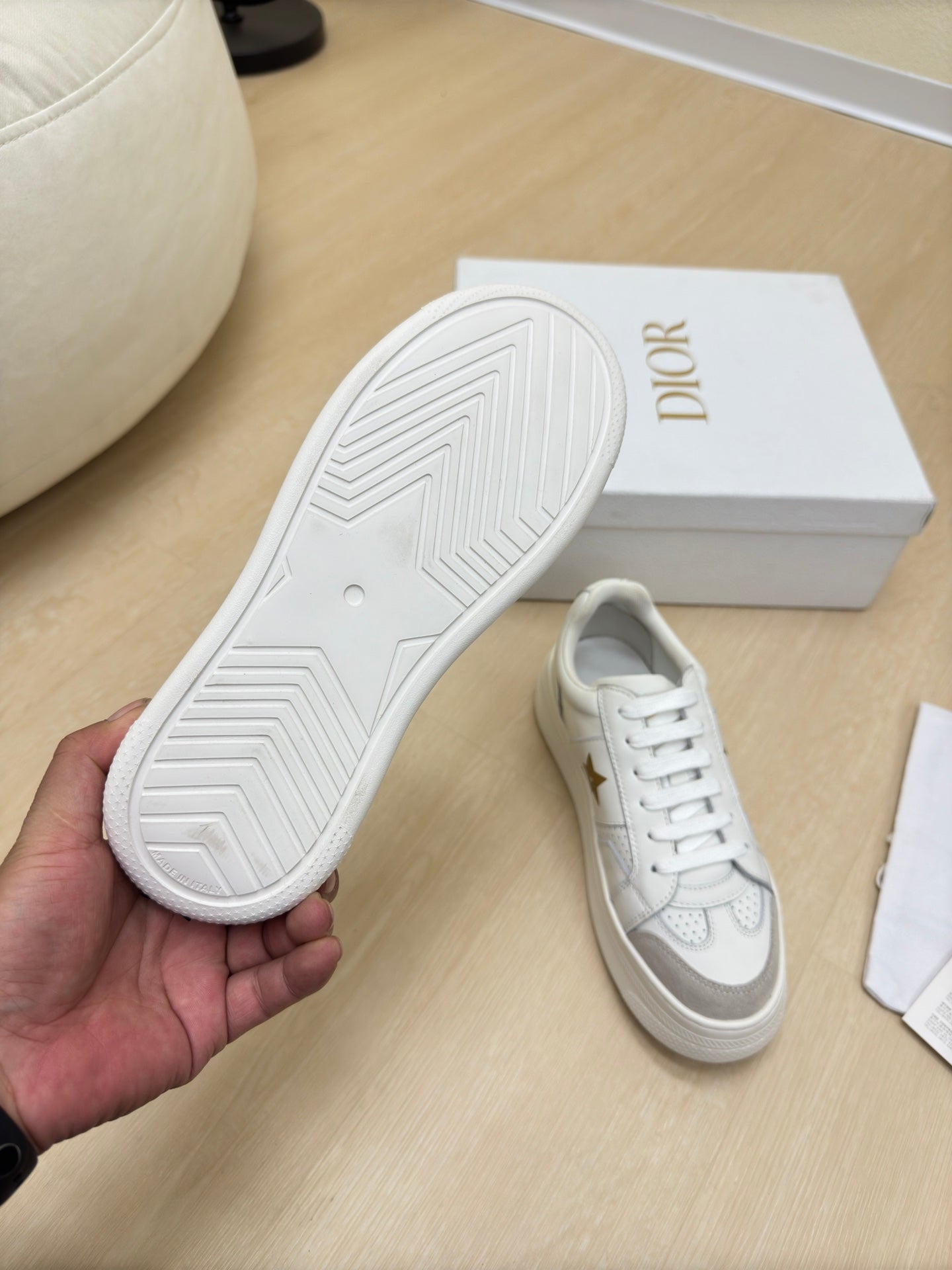 GOLD STAR PLATFORM SNEAKER IN WHITE CALFSKIN AND SUEDE mysite