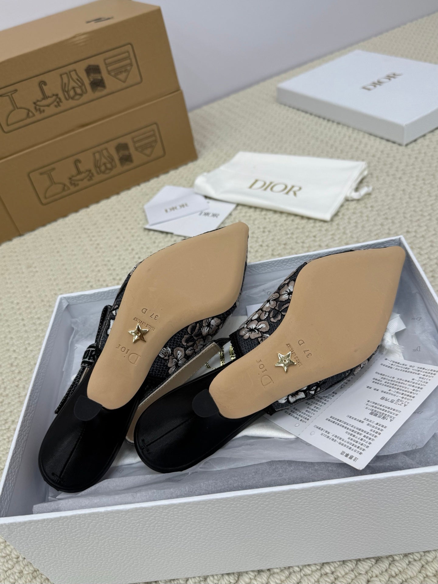DIOR HIGH SLINGBACK 65 MM 25S IN BLACK FABRIC AND FLORAL PATTERN mysite