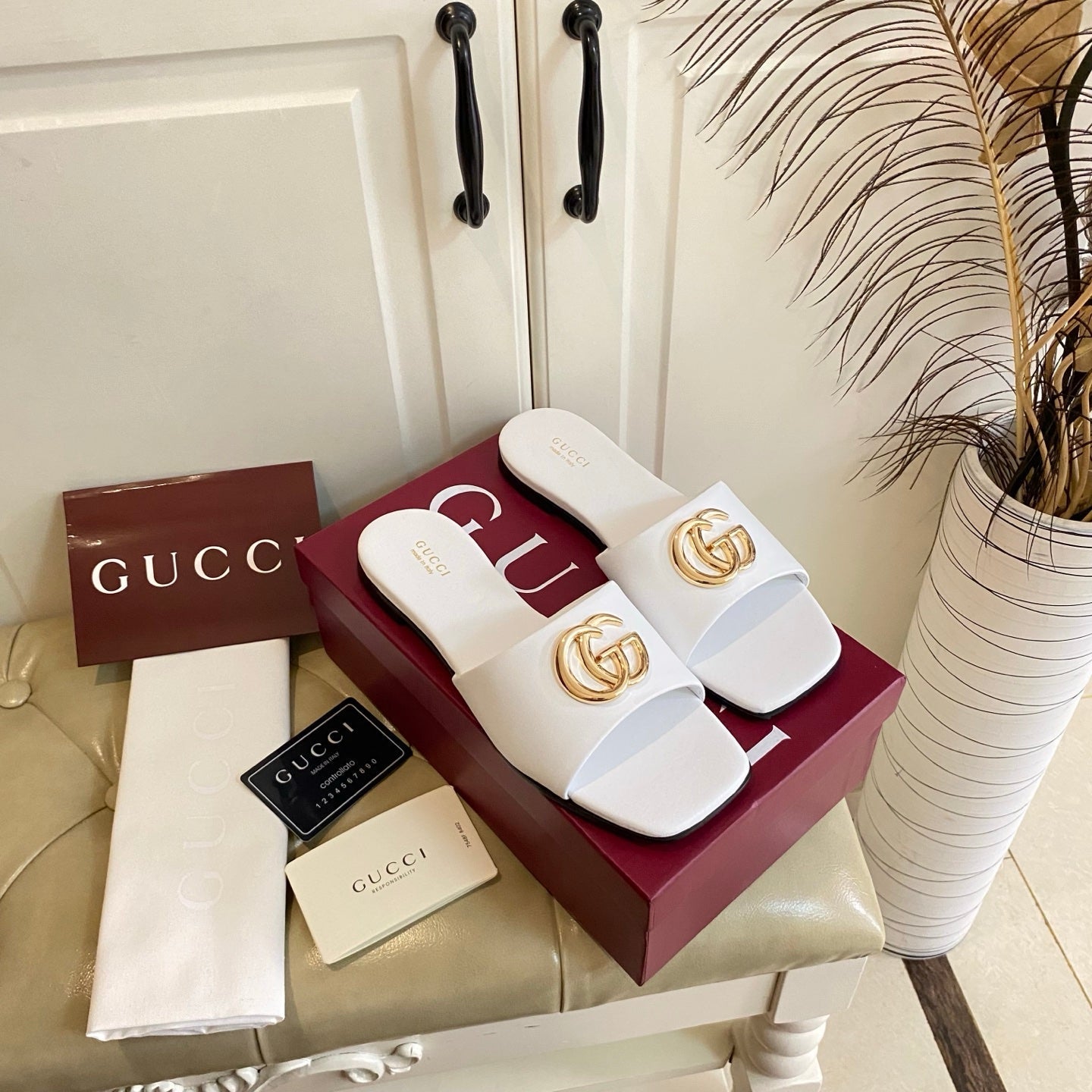 26S SLIDES IN WHITE CALFSKIN mysite