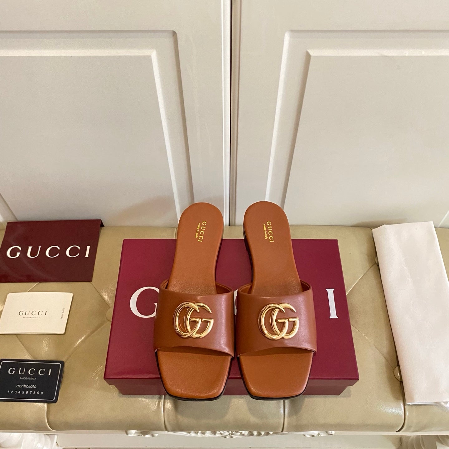 GUCCI 26S SLIDES IN BROWN CALFSKIN mysite