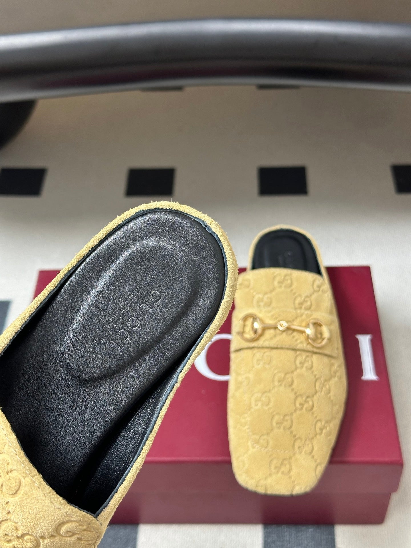 GUCCI 26S HORSEBIT LOAFER MULES IN BEIGE SUEDE mysite