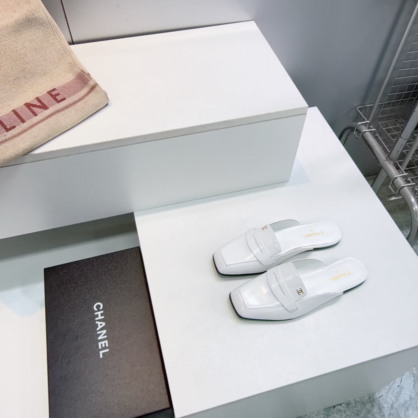CHANEL 26S LOAFER MULES IN WHITE SHINY LAMBSKIN mysite