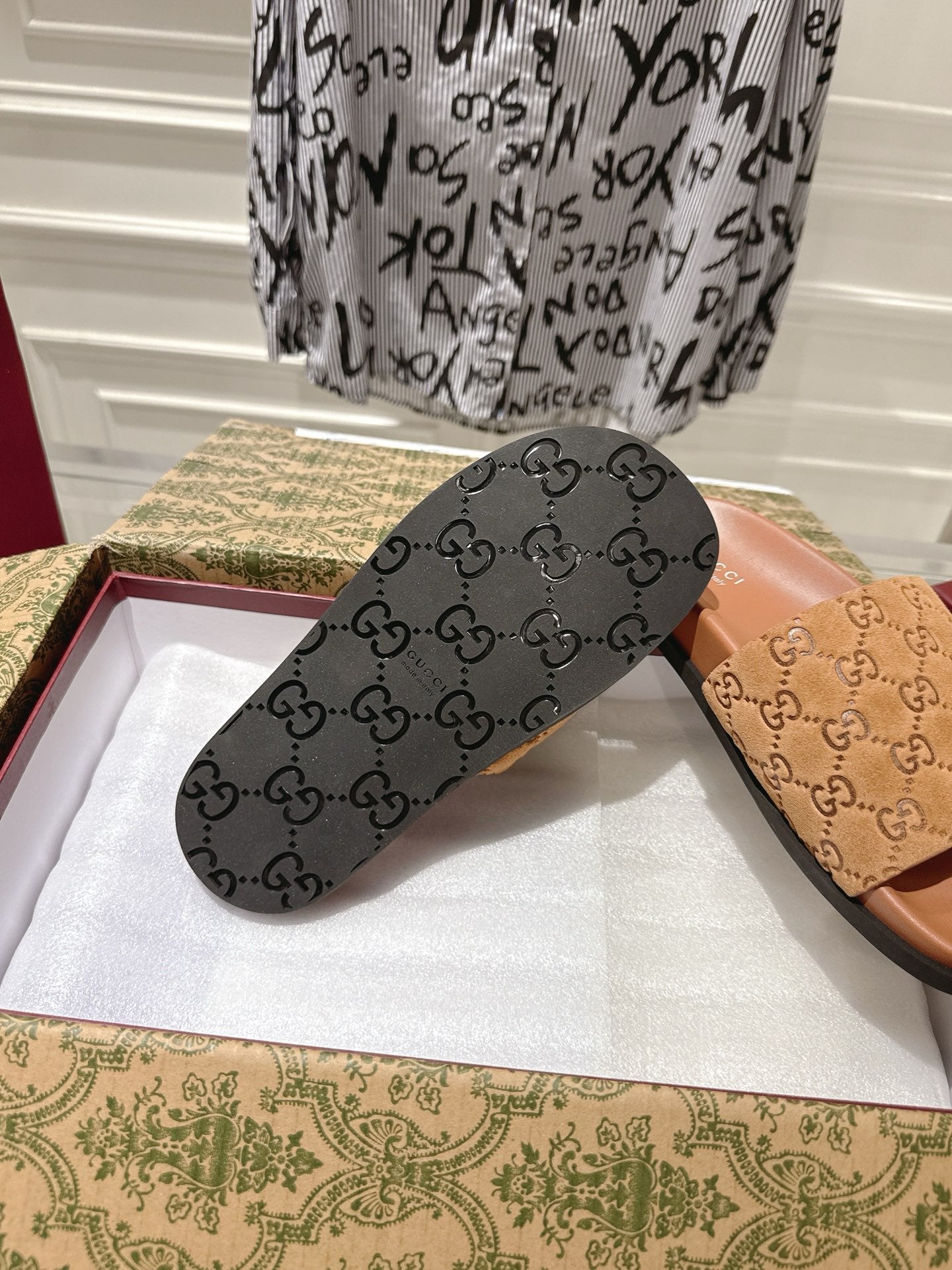 GG SLIDES IN BURNT ORANGE SUEDE WITH EMBOSSED LOGO STYLE 5 mysite