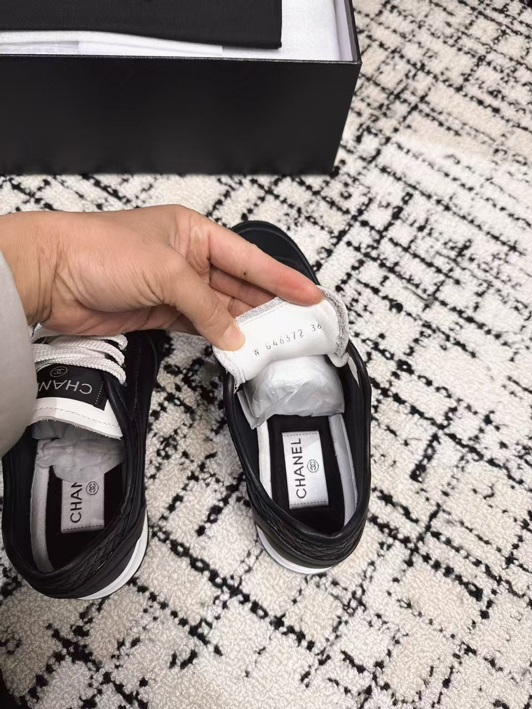 TRAINERS SNEAKER IN BLACK CALFSKIN AND SUEDE mysite