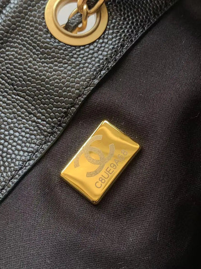 25 Small Handbag Grained Calfskin & Gold-Tone Metal Bag-18 mysite