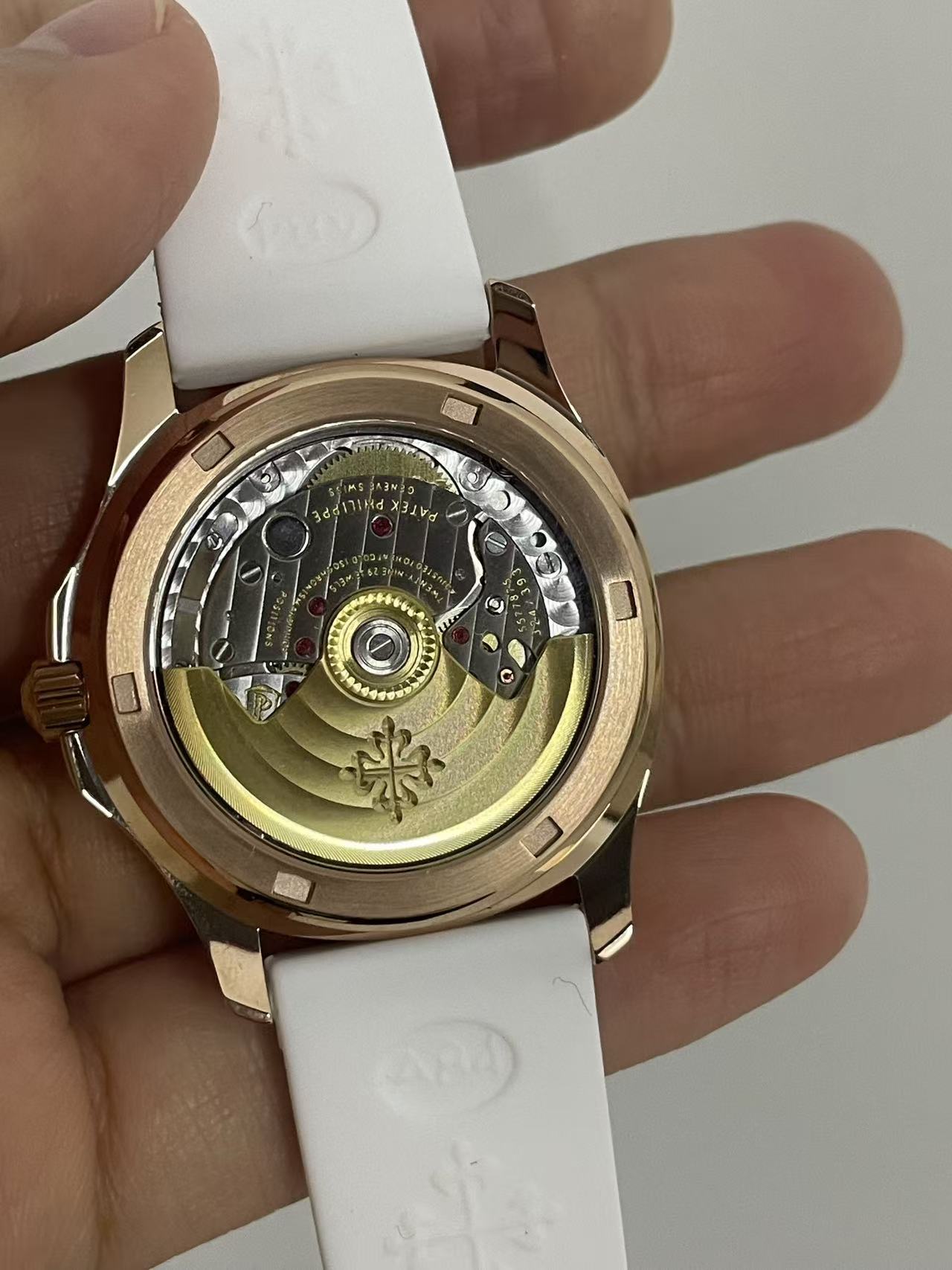 Replica  AQUANAUT Stainless Steel Quartz Watch 35mm