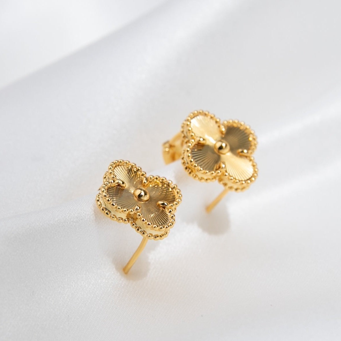 VINTAGE EARRINGS GOLD mysite