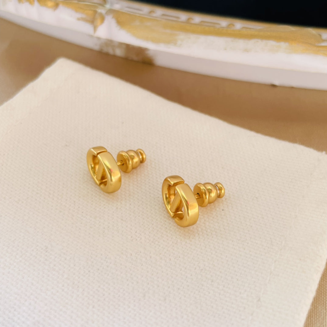 PETIT CD STUD EARRINGS GOLD mysite