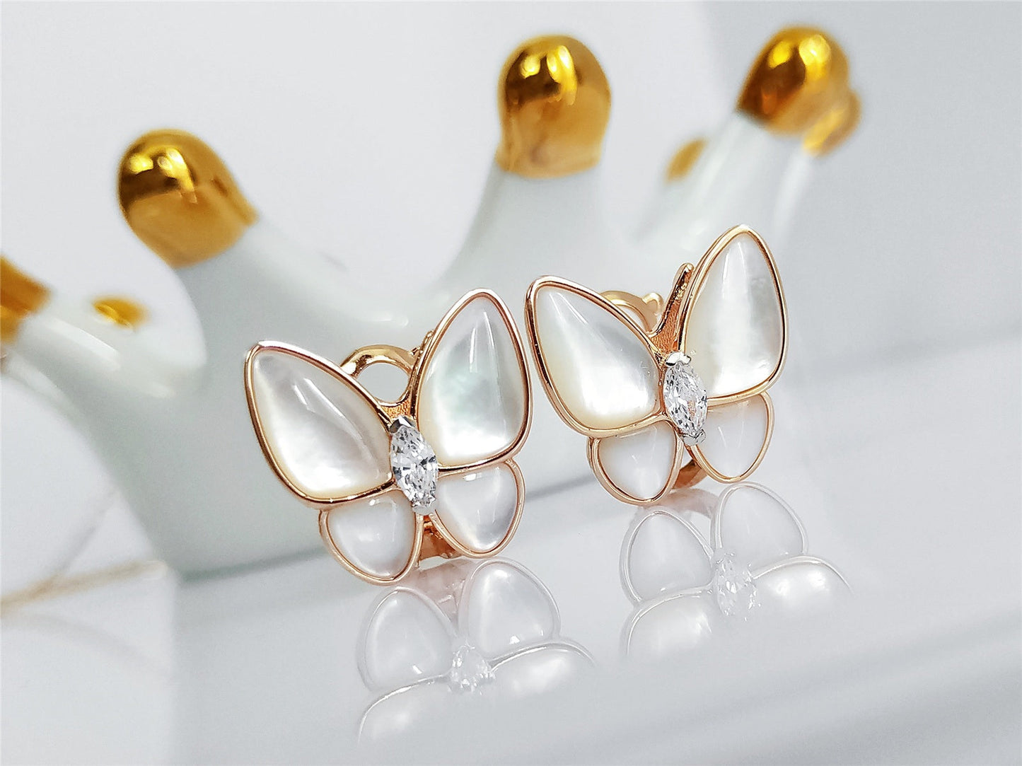 BUTTERFLY MOP DIAMOND PINK GOLD EARRINGS mysite