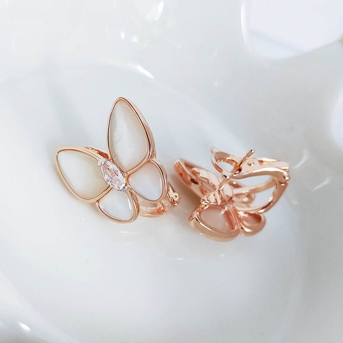 BUTTERFLY MOP DIAMOND PINK GOLD EARRINGS mysite