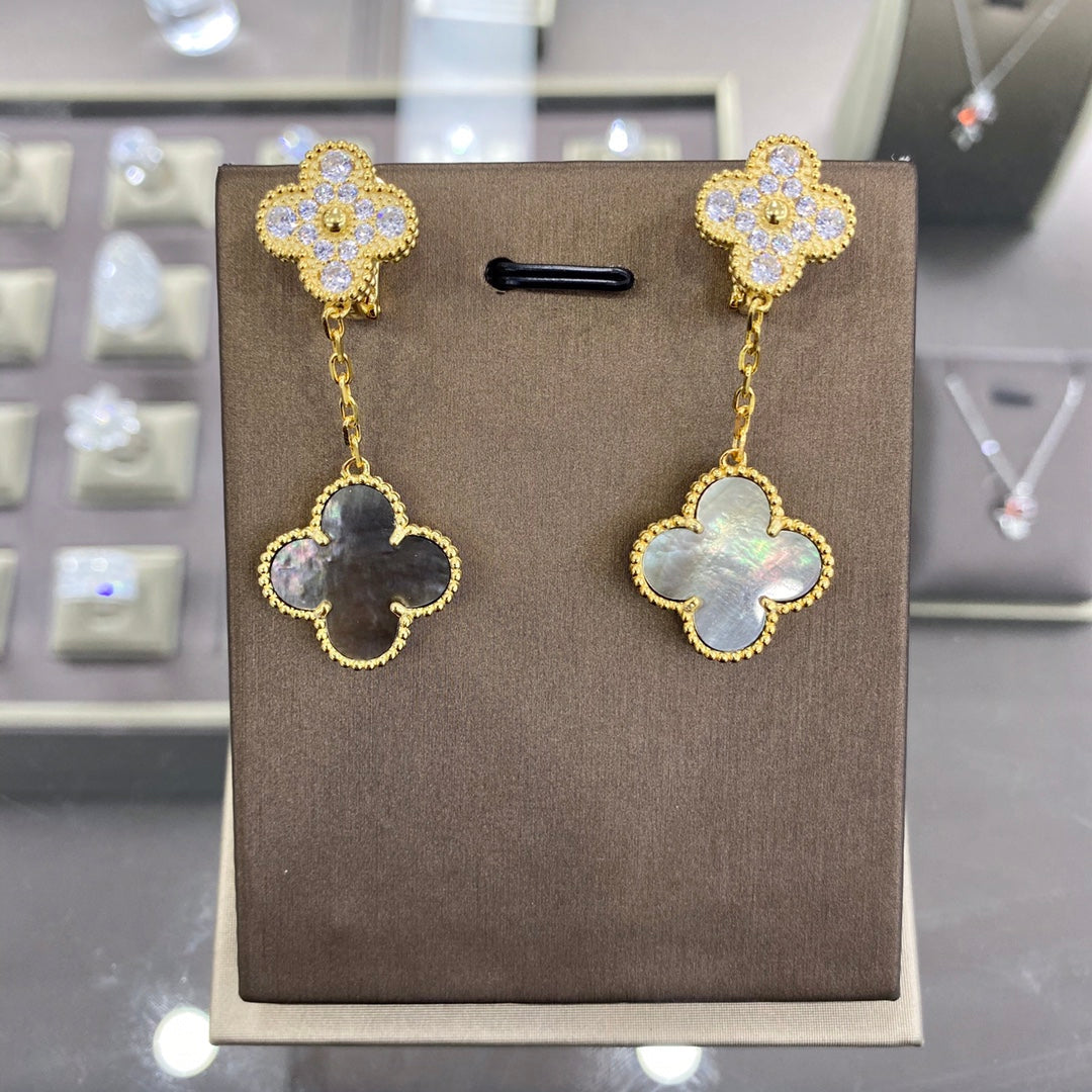 2 MOTIFS DIAMOND GOLD EARRINGS mysite
