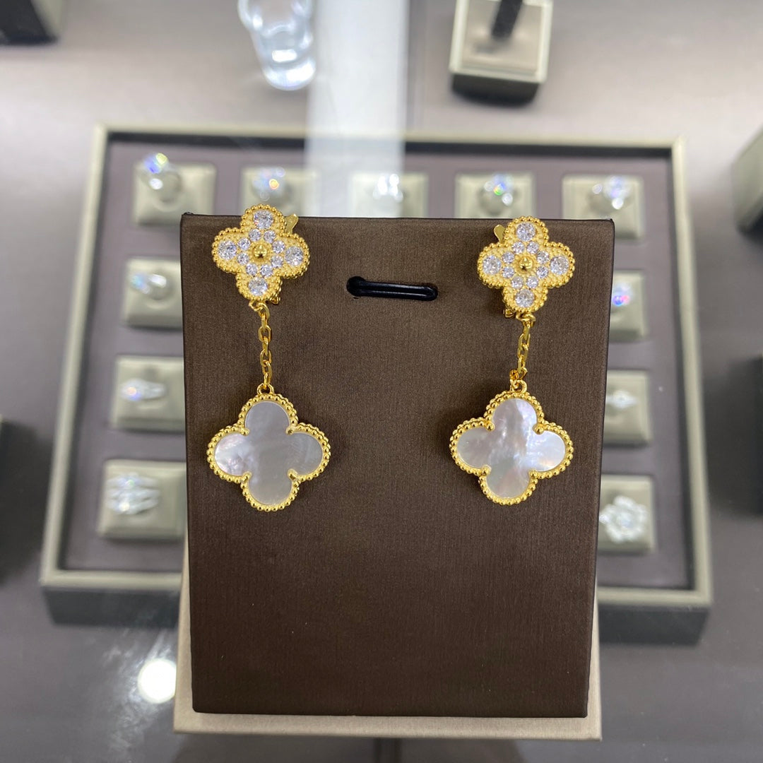 2 MOTIFS DIAMOND GOLD EARRINGS mysite