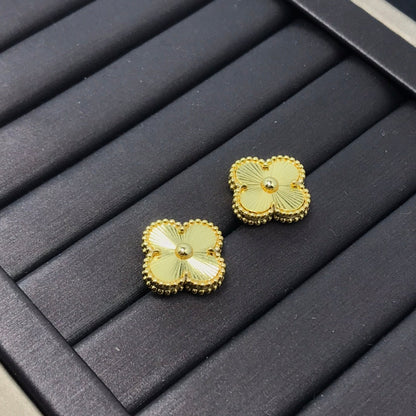 CLOVER STUD DIAMOND EARRINGS mysite