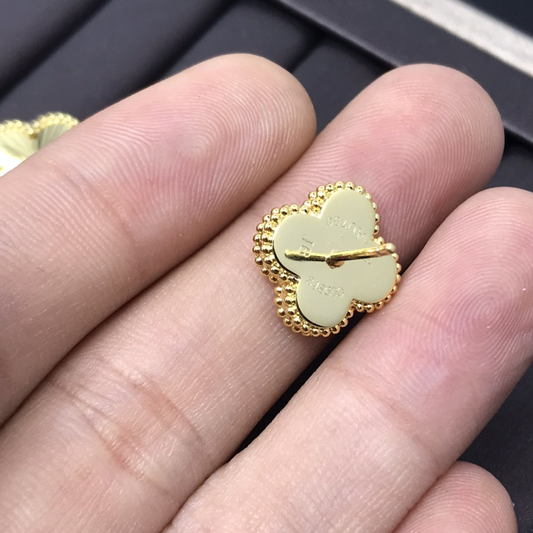 CLOVER STUD DIAMOND EARRINGS mysite