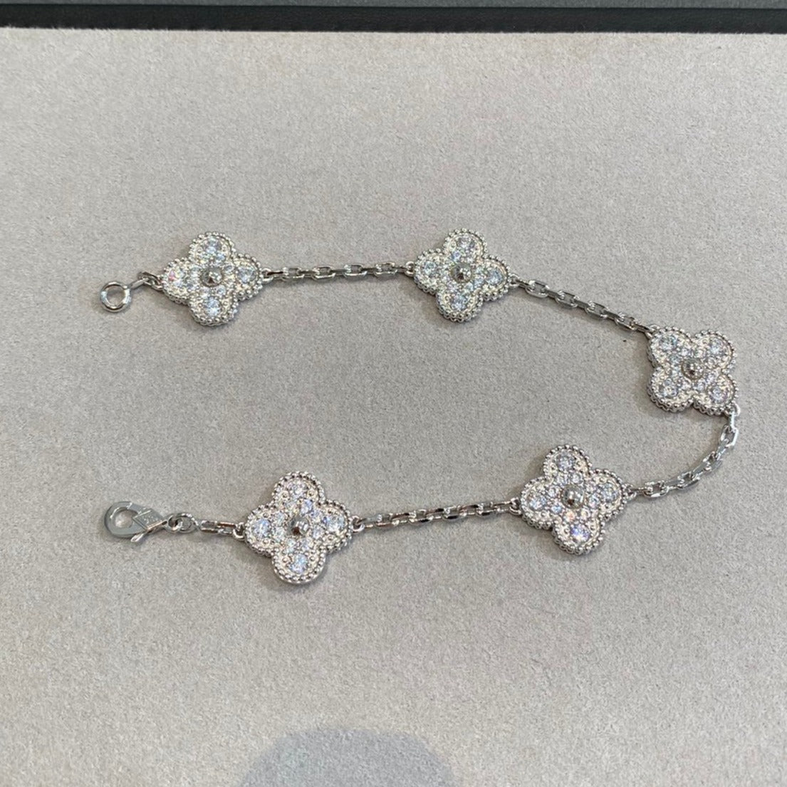 5 MOTIFS SILVER DIAMOND BRACELET mysite
