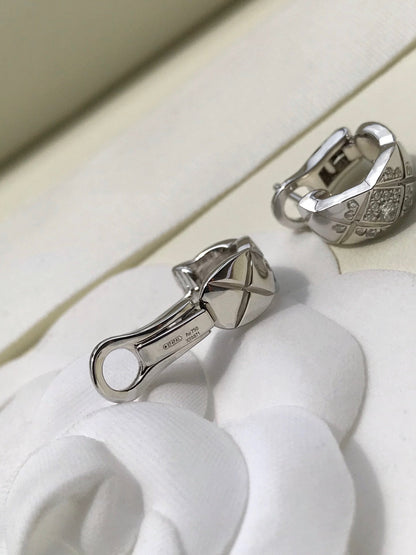 CRUSH DIAMOND SILVER EARRINGS mysite