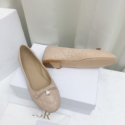CD BALLET FLAT BEIGE MOP FRONT mysite