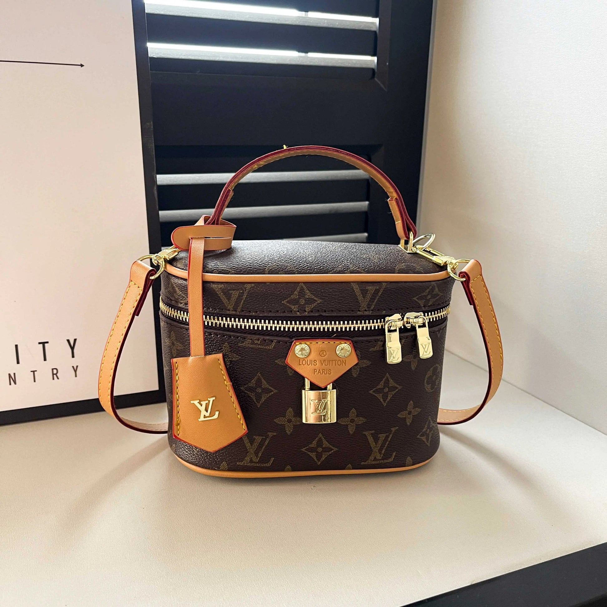 Vintage-Inspired Box hand bag – Elegant Monogram Tote Box-18 mysite