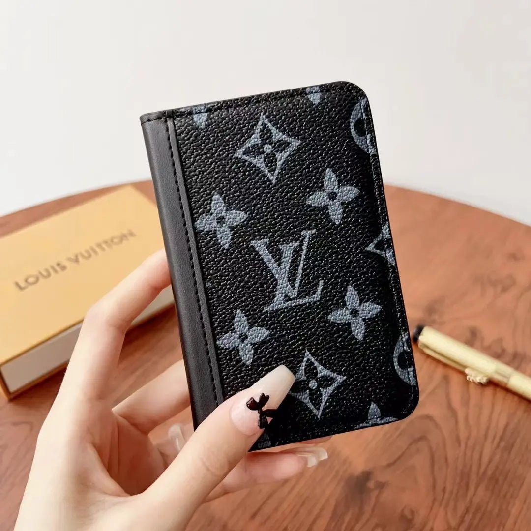 Elegant  Checkered & Monogram Wallets-s2 mysite