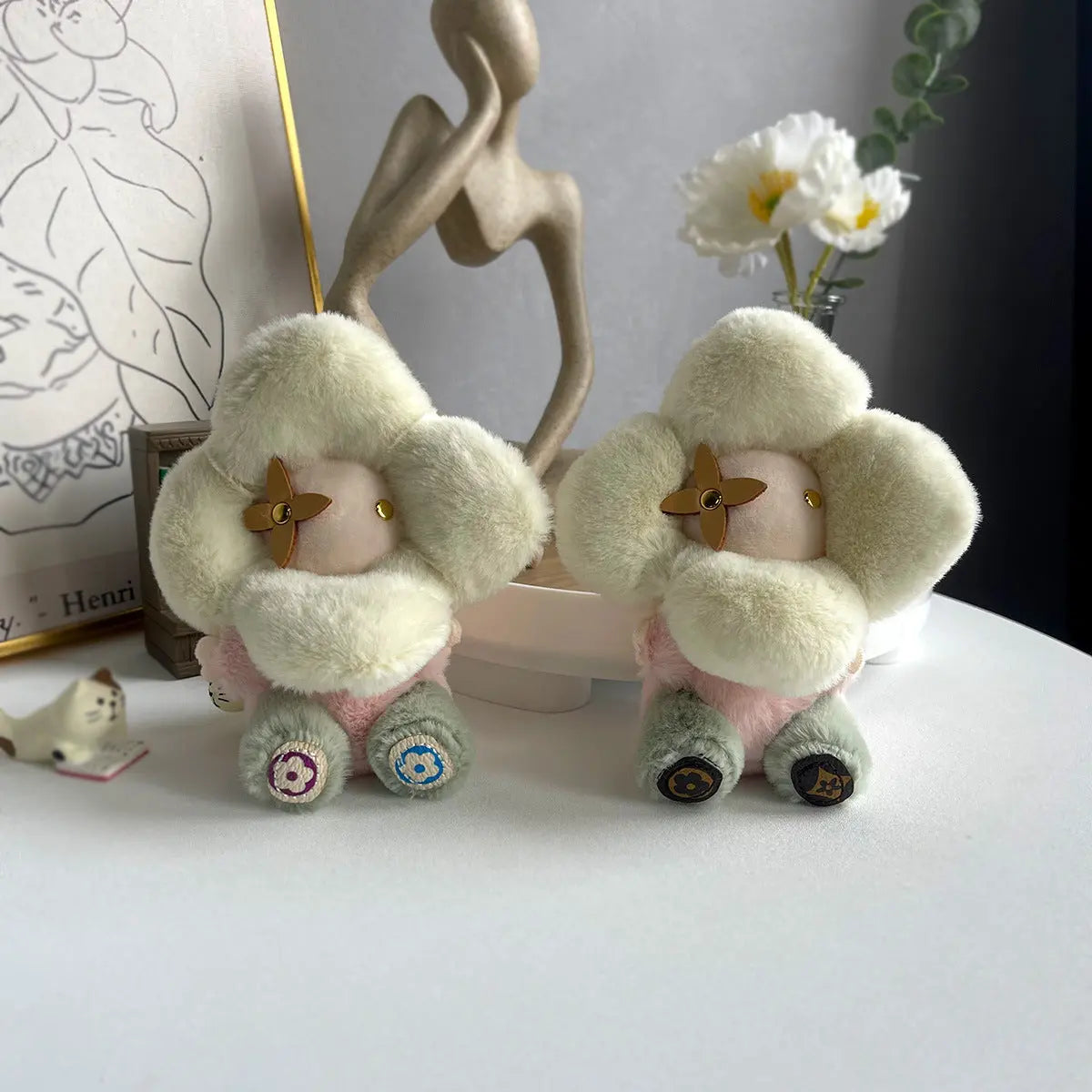 Cute Sunflower Plush Keychain – Vivian Doll Bag Charm for Women, Car & Backpack Decoration-s2 mysite