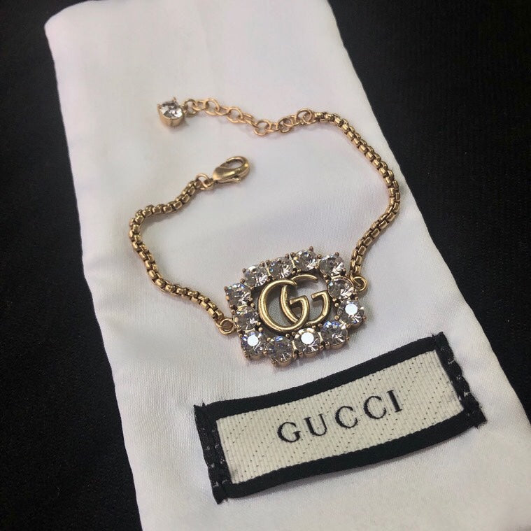 Good Diamond Design Earrings/ Bracelet/Necklace  (Set) mysite