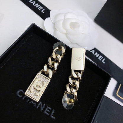 CHANEL 26S DOUBLE C LOGO CHAIN LINK RECTANGULAR PAVE CRYSTAL DROP EARRINGS IN GOLD METAL 631078 mysite