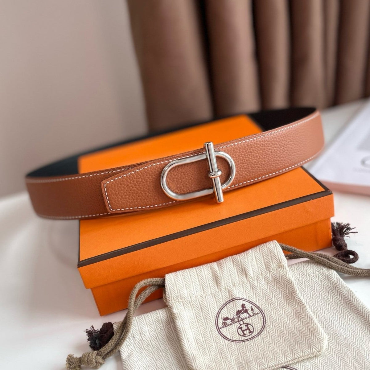 HM ITHAQUE BELT SILVER BUCKLE & REVERSIBLE CINNAMON BROWN AND BLACK LEATHER STRAP 38MM mysite