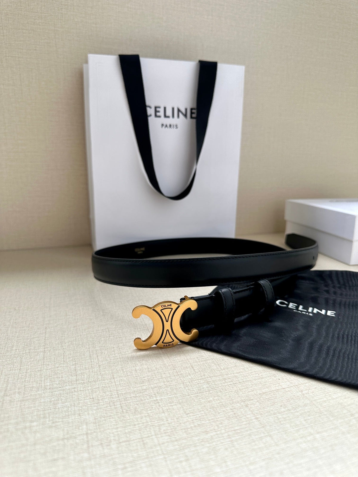 Medium Triomphe Belt 25mm Black Calfskin Gold Finishing mysite