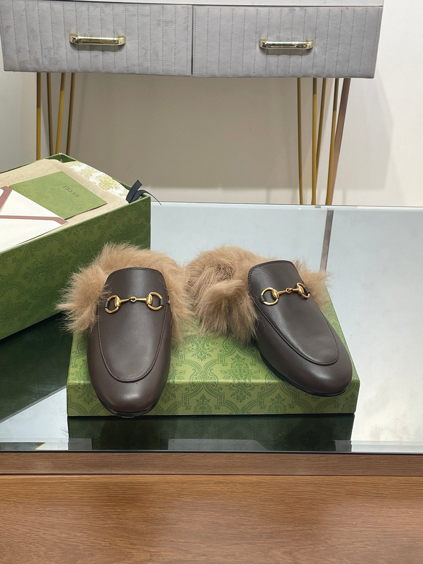 HORSEBIT MULE IN MOCHA BROWN CALFSKIN AND LAMB WOOL LINING mysite