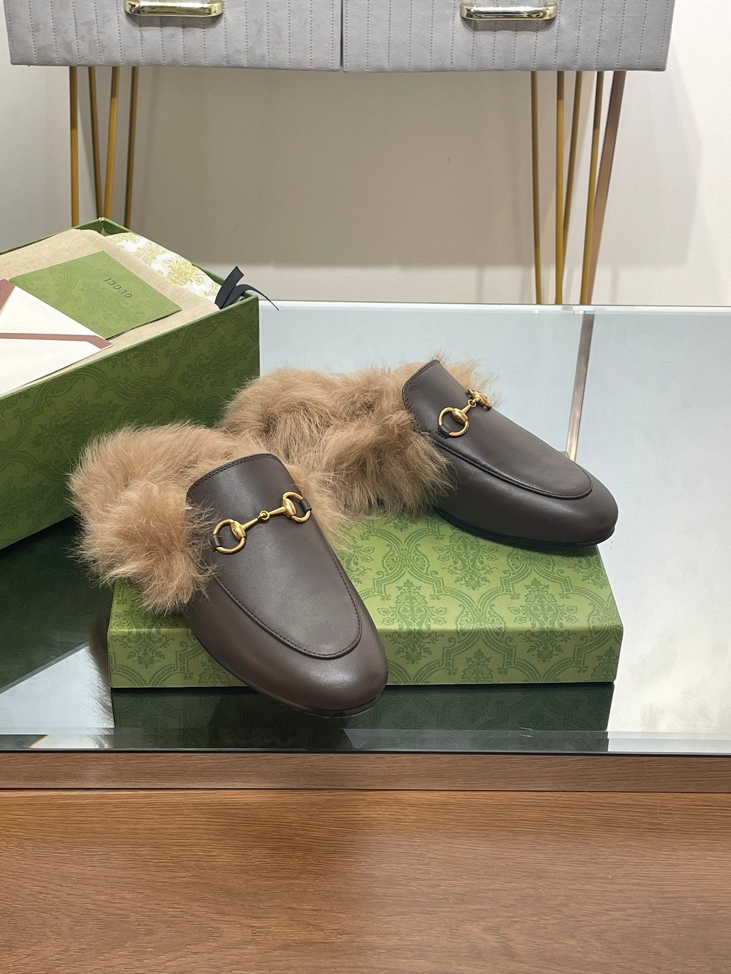 HORSEBIT MULE IN MOCHA BROWN CALFSKIN AND LAMB WOOL LINING mysite
