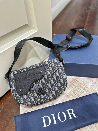 Vintage Monogram Saddle Crossbody-18 mysite