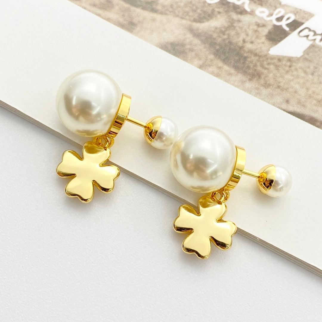 CD 26S PEARL FLOWER DROP STUD EARRINGS IN GOLD TONE METAL 629842 mysite