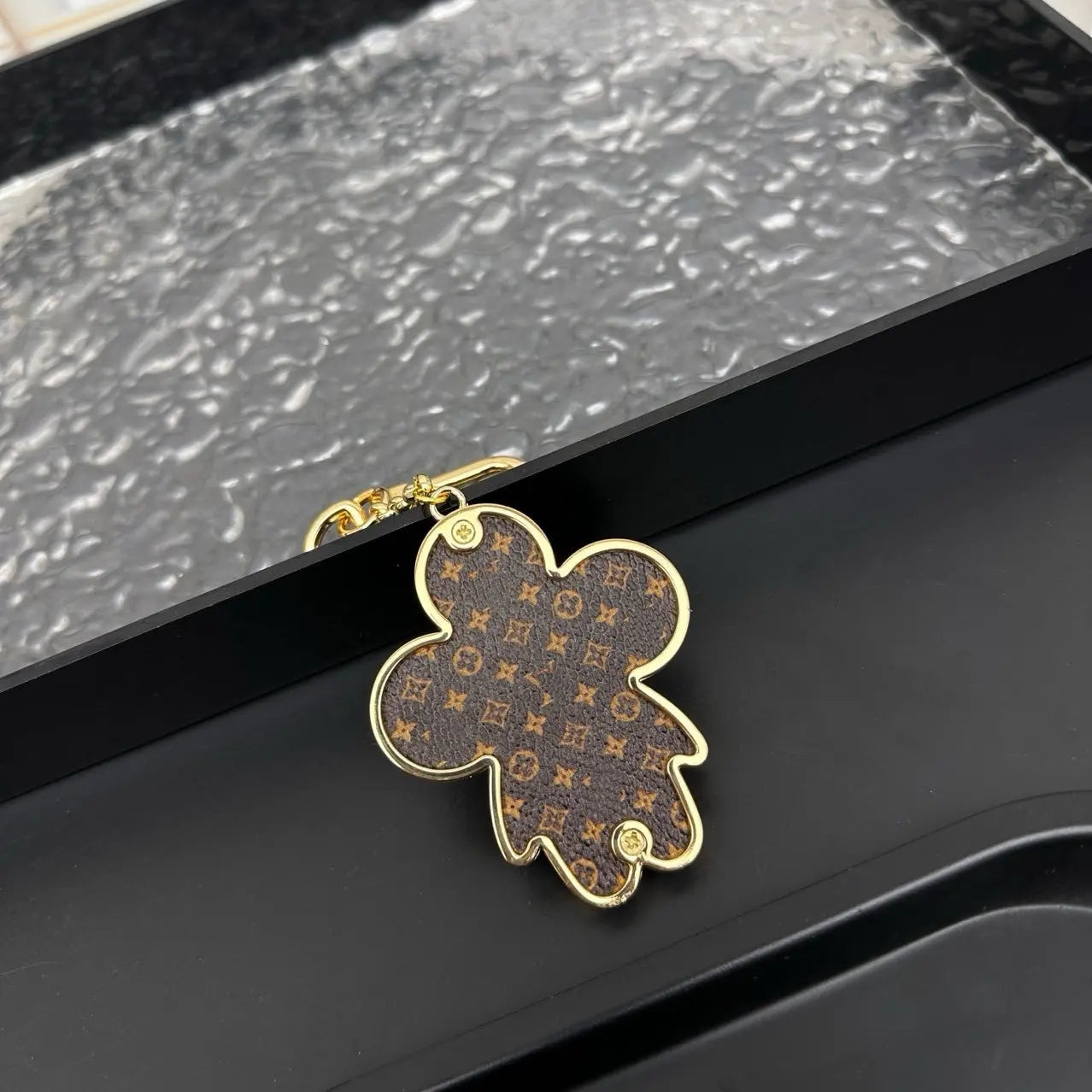 Keychain Luxury puppet-s2 mysite