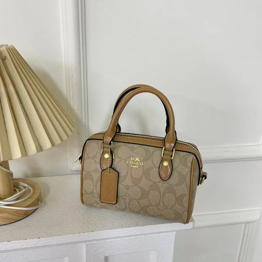 Classic and Stylish HandBag-18 mysite
