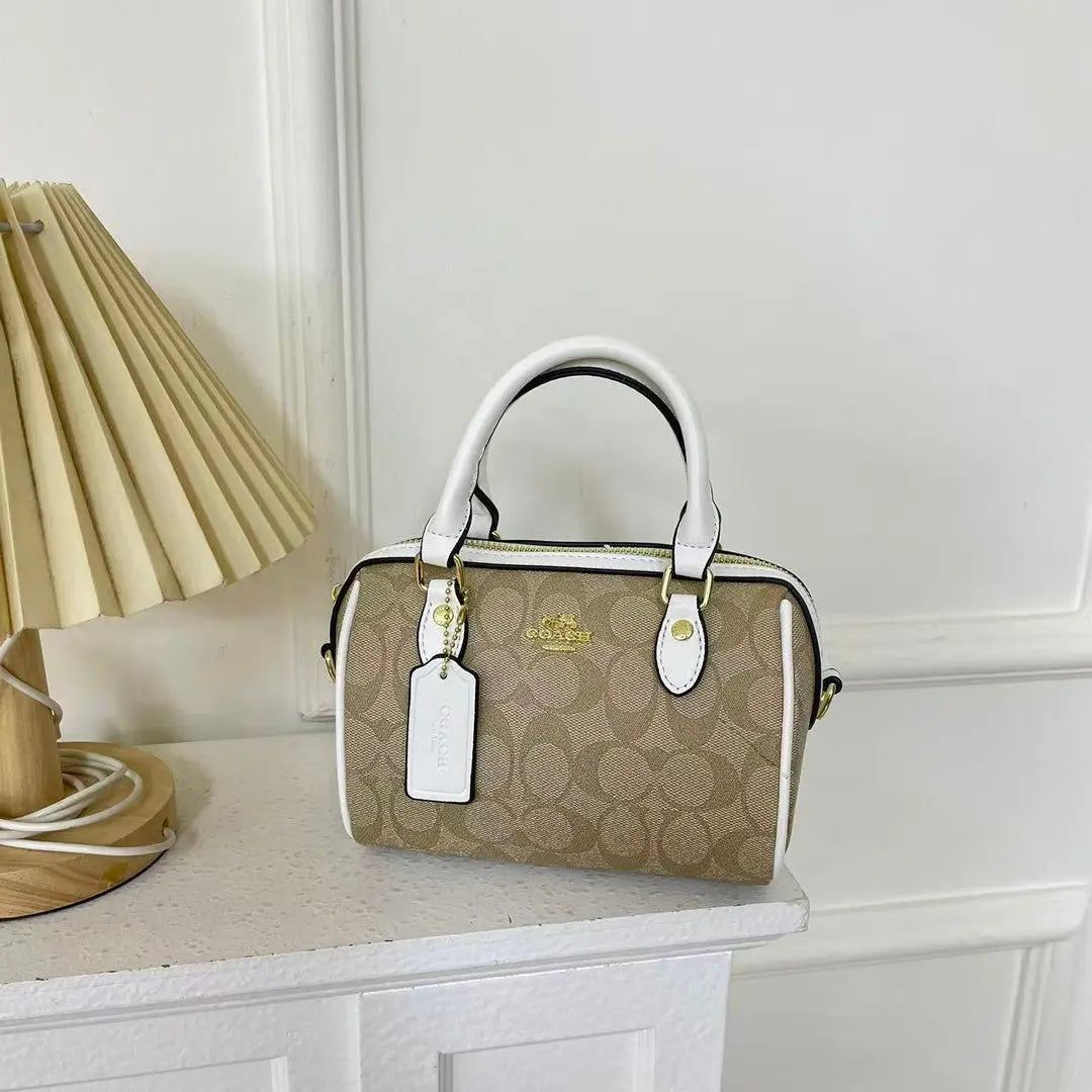 Classic and Stylish HandBag-18 mysite
