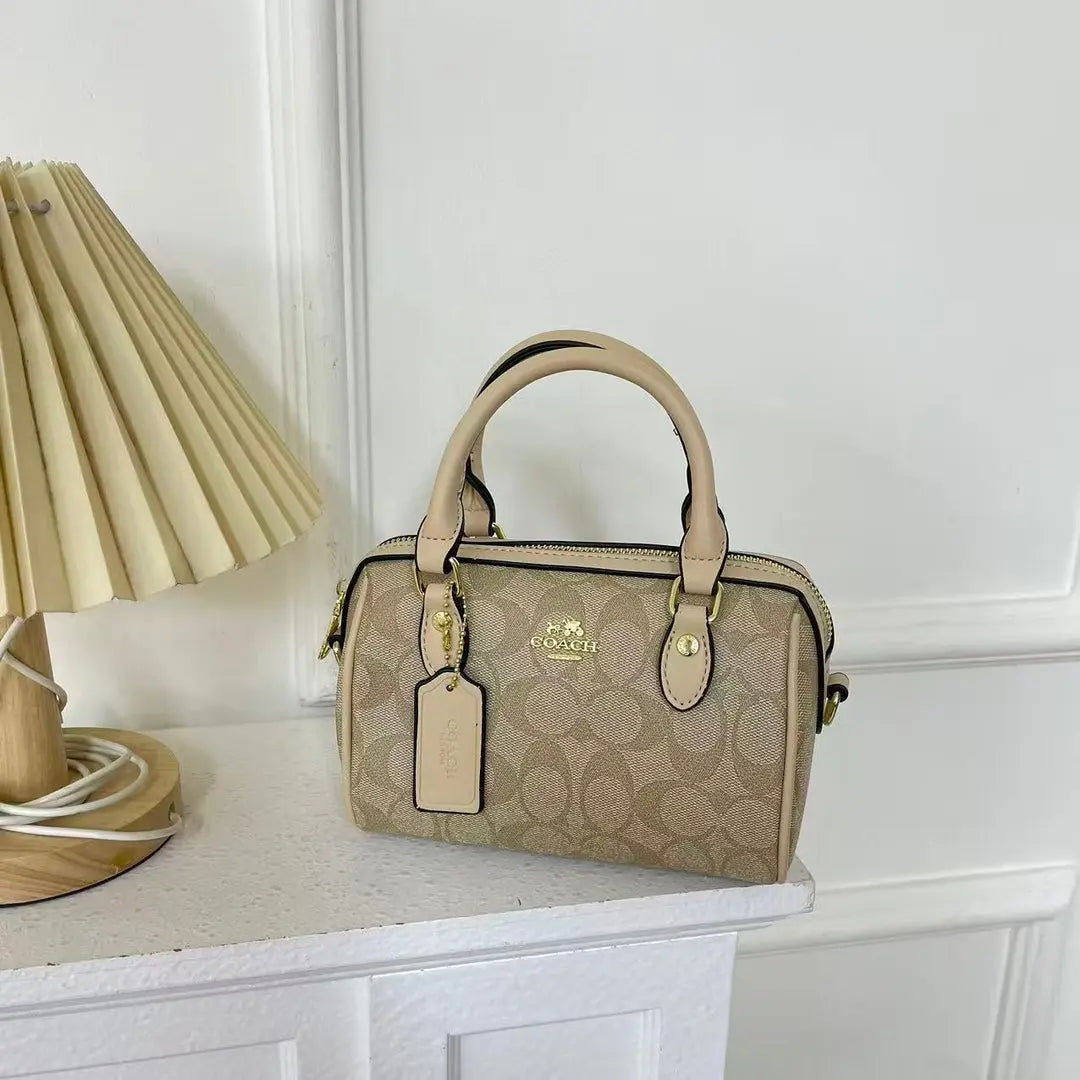 Classic and Stylish HandBag-18 mysite
